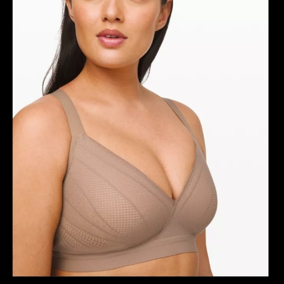 Lululemon nwt Awake to Lace bra - Picture 1 of 9